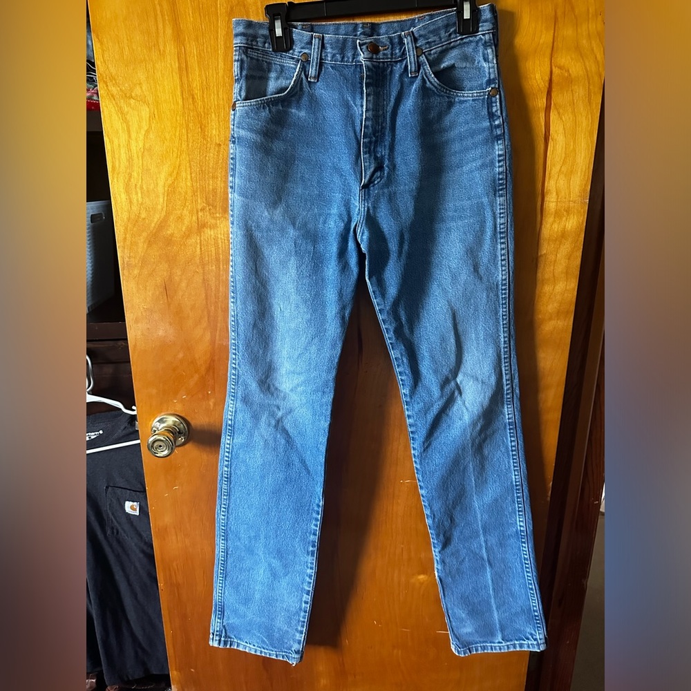 Wrangler Jeans Men’s/ Women’s Regular Cut